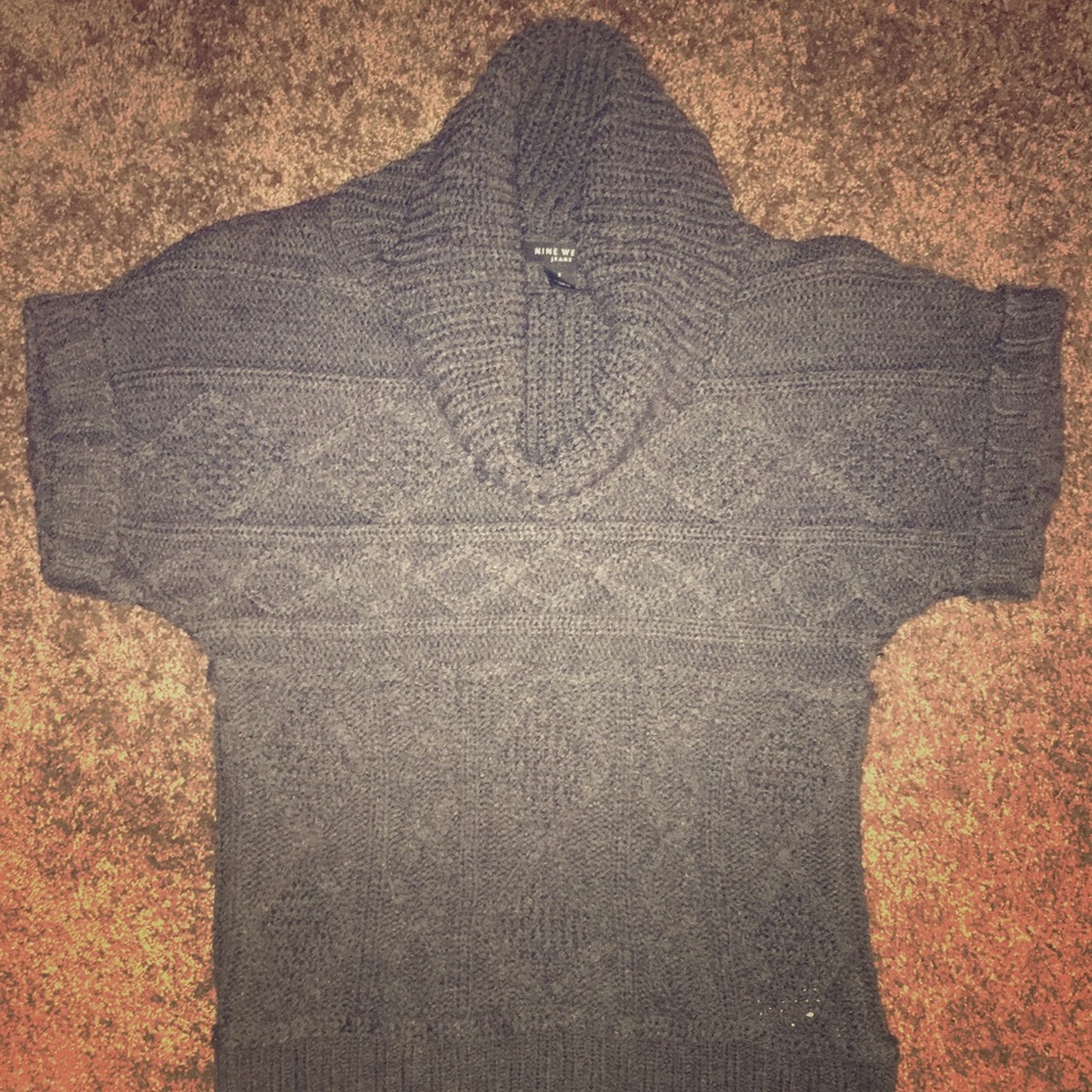 short sleeve knit sweater